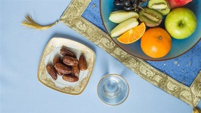 أطعمة تزيد الشعور بالعطش.. تجنبها على وجبة السحور