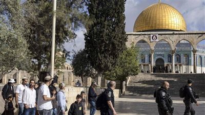مستوطنون يقيمون بؤرة استيطانية قرب جبع شمال شرق القدس