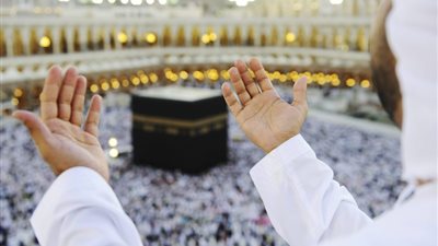 مناسك العمرة من الإحرام والطواف وصولًا إلى السعي.. مدة المناسك بالتقريب