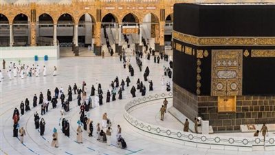 الفرق بين طواف الإفاضة وطواف الوداع.. 3 أنواع للطواف في مناسك الحج 