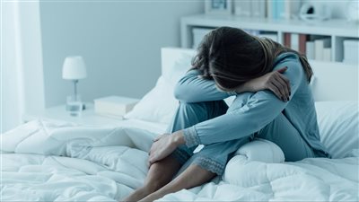 اعراض الاكتئاب الحاد..مزاج سيئ بشكل مستمر 
