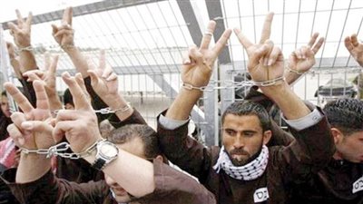 مكتب إعلام الأسرى يتوقع الإفراج الليلة عن 594 أسيرا فلسطينيا من قطاع غزة