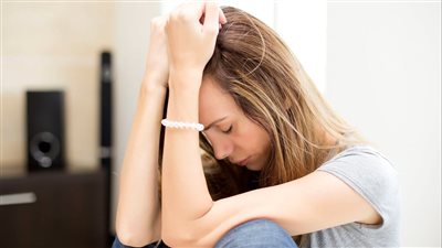 ما هي أنواع الحزن؟.. سبعة أخطرهم الشعور بالهم 