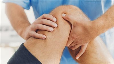 كيف نعالج ألم المفاصل؟.. العلاج الطبيعي حلا ناجعا