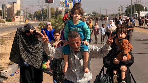 قوات الاحتلال توسع من أوامر الإخلاء القسري لأهالي غزة بخان يونس