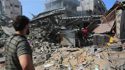 الفصائل الفلسطينية تستهدف دبابتين وجرافة عسكرية إسرائيلية في خان يونس