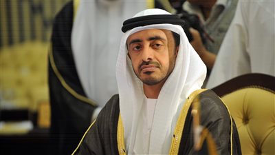 وزيرا خارجية الإمارات وأمريكا يبحثان هاتفيا التطورات الإقليمية الراهنة