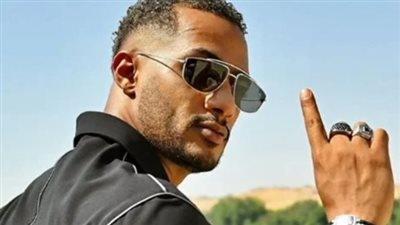 قصة صفع محمد رمضان من أحد معجبيه (فيديوجراف)