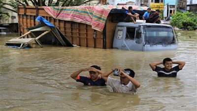 مصرع 11 شخصًا بسبب الصواعق الرعدية والأمطار في عدة محافظات يمنية