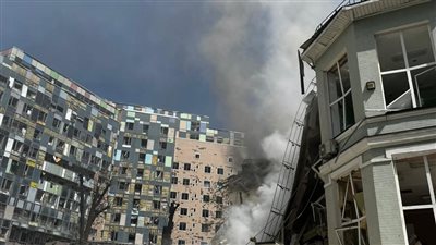 طائرات الاحتلال تقصف منزل ببلدة الزوايدة وسط غزة