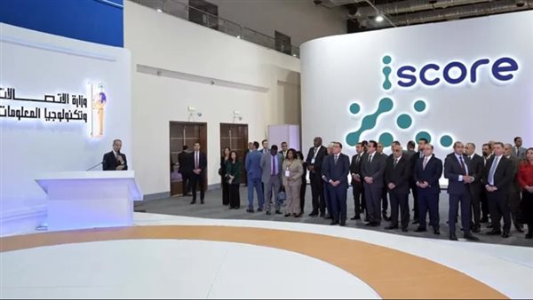 " مدبولي" يتفقد جناح المبادرة الرئاسية "بداية جديدة" بمعرض Cairo ICT 24