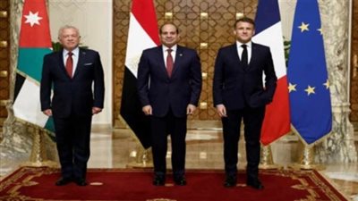 ماكرون: مصر وفرنسا والأردن يدًا بيد مع السلام