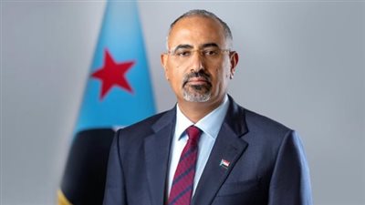 الزُبيدي يعيد ترتيب الوضع القيادي في الأمانة العامة لهيئة رئاسة المجلس الانتقالي الجنوبي