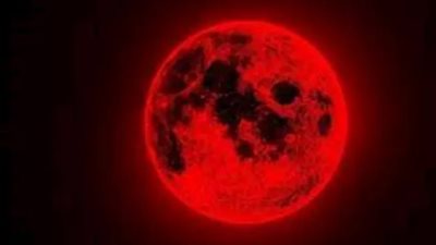 خسوف القمر الكلى 2026 فى رمضان.. آخر قمر دموى قبل 2028