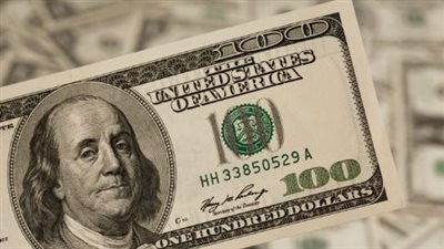 انخفاض سعر الدولار اليوم الخميس إلى 48.09 جنيه للشراء بمنتصف التعاملات