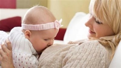 قاعدة الـ 120 دقيقة للرضاعة الطبيعية.. مهمة للأم المرضعة