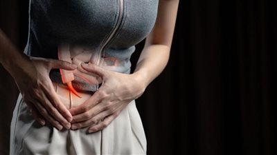 علاج التهاب الزائدة الدودية.. متى يلجأ الطبيب للجراحة؟