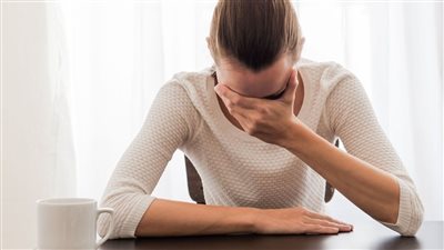 أسباب الإصابة بـ ضباب الدماغ.. 10 حالات مرضية