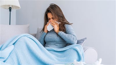 مضاعفات الإنفلونزا وعوامل الخطر.. احذر هذه العلامات