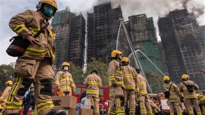 شرطة هونج كونج تؤكد سلامة 159 شخصا بعد العثور عليه إثر حريق المجمع السكني