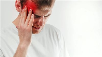 سبب الصداع في الجانب الأيمن من الرأس.. 5 أسباب شائعة
