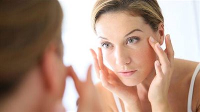 أسباب انتفاخ الوجه في الصباح وكيفية علاجه