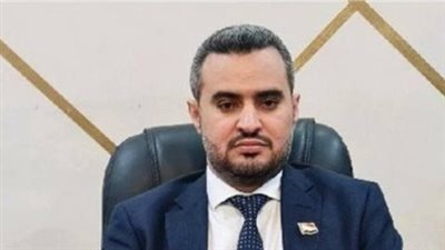 عبدالعزيز الشيخ: وزير الإعلام تجاوز اختصاصاته بتناول قضايا دستورية وسيادية