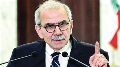 رئيس الوزراء اللبناني للنازحين: لن نألو جهدا لوقف هذه الحرب المدمرة