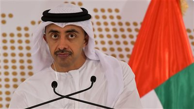  الإمارات تدين استهداف ناقلة وطنية أثناء مرورها من مضيق هرمز