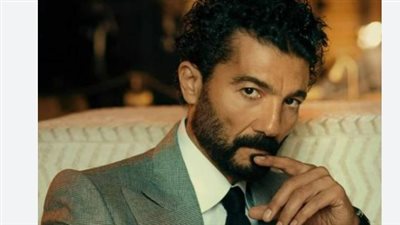 خالد النبوي يبحث عن بطلة جديدة.. كواليس أزمة مسلسل 