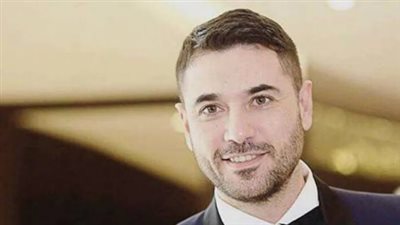 أحمد عز يتحدث عن تجربته الإذاعية 