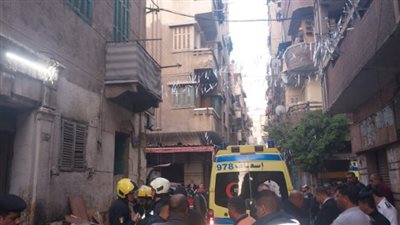 حصيلة نهائية لحادث عقار الإسكندرية وتفاصيل الحالة الصحية للمصابين