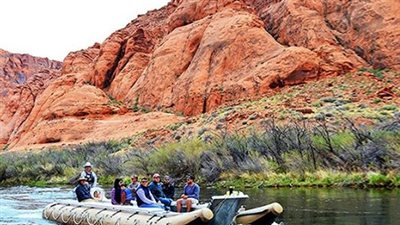 من البحيرات القديمة إلى 