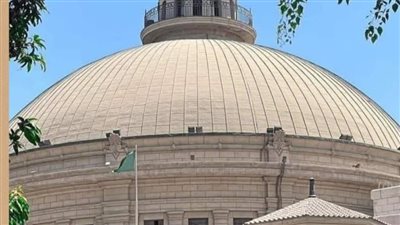 جامعة القاهرة تشدد على وجود فاصل زمني كافٍ بين المحاضرات وبدء الامتحانات