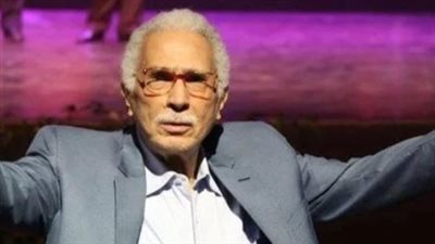 كيف أصبح عبد الرحمن أبو زهرة أيقونة السوشيال ميديا رغم تقدمه في العمر؟