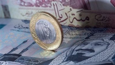 الريال السعودي يتخطى حاجز 14 جنيهًا.. رصد دقيق لأسعار الصرف في البنوك الخاصة والحكومية.