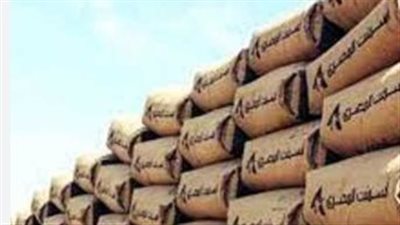 حركة البيع والشراء.. أسعار طن الأسمنت للمستهلك وتوقعات الخبراء بعد زيادة أسعار الغاز