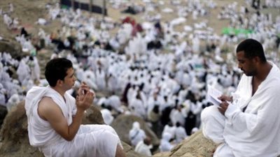 الأزهر للفتوى يوضح أحكام أداء فريضة الحج عن الغير وشروط الإنابة عن الحي والميت