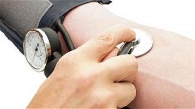 كيف تحافظ على ضغط دمك؟ خطوات عملية لتقليل الأطعمة المصنعة