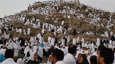 متابعة لحظية لحجاج الجمعيات الأهلية في يوم عرفة من قبل وزارة التضامن