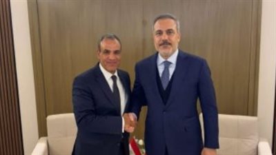 وزيرا خارجية مصر وتركيا يبحثان سبل تعزيز التعاون المشترك وخفض التصعيد الإقليمي