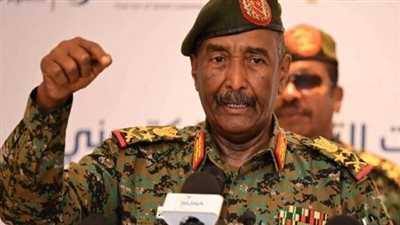 البرهان يحدد من يملك قرار الحرب والسلام والتفاوض فى السودان