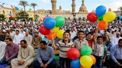 البحوث الفلكية تحدد موعد صلاة عيد الأضحى 2026: استعدوا للأداء في الساحات والمساجد