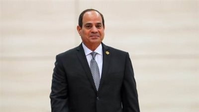 الرئيس السيسي يتبادل التهاني بمناسبة عيد الأضحى المبارك عقب أداء الصلاة