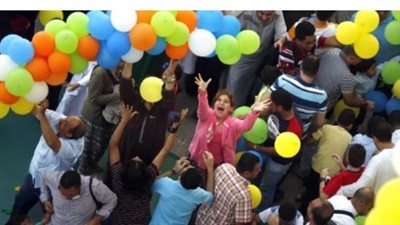 احتفالات عيد الأضحى في مصر: إقبال كبير على المساجد الكبرى لأداء صلاة العيد