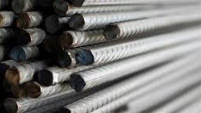 حركة الإنشاءات والتطوير: هدوء نسبي في سوق مواد البناء وثبات أسعار حديد العشري والفهد