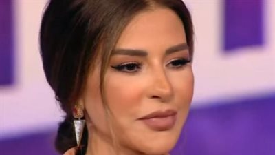 رحلة ماجي بو غصن مع المرض: من تشخيص الجيوب الأنفية إلى اكتشاف الورم الخطير