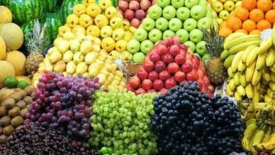 تحديثات أسعار الموز والتفاح والخوخ بالأسواق المحلية اليوم