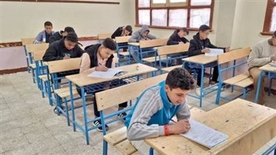 نتائج سنوات النقل بالجيزة: إتاحة الدرجات إلكترونيًا وتوافرها بالمدارس