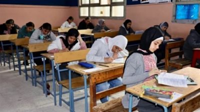 التحقيق في صور امتحان الجبر للشهادة الإعدادية بمحافظة الجيزة 2026